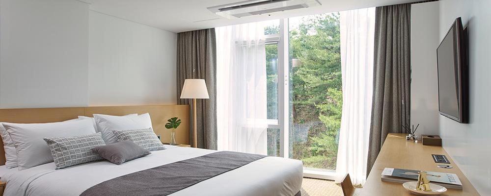 Naksan Beach Hotel Ян'ян Екстер'єр фото